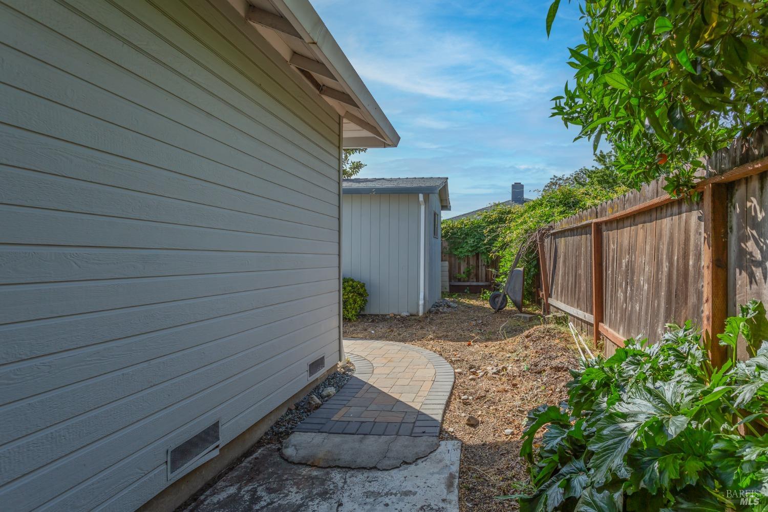 Detail Gallery Image 34 of 40 For 2160 Frederick St, Concord,  CA 94520 - 5 Beds | 2 Baths