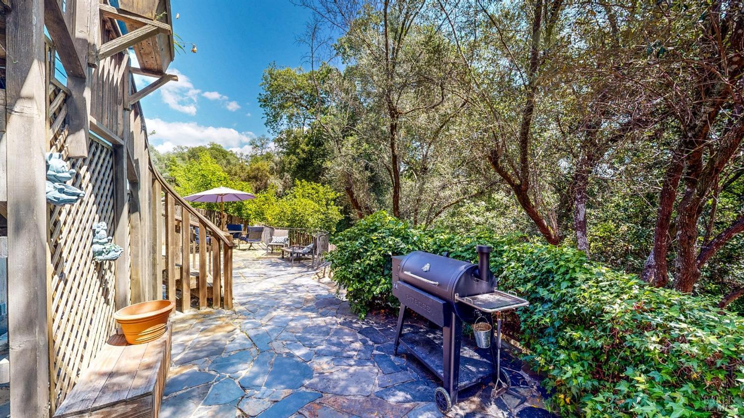 Detail Gallery Image 55 of 62 For 125 Oakbrook Ln, Cloverdale,  CA 95425 - 4 Beds | 3 Baths