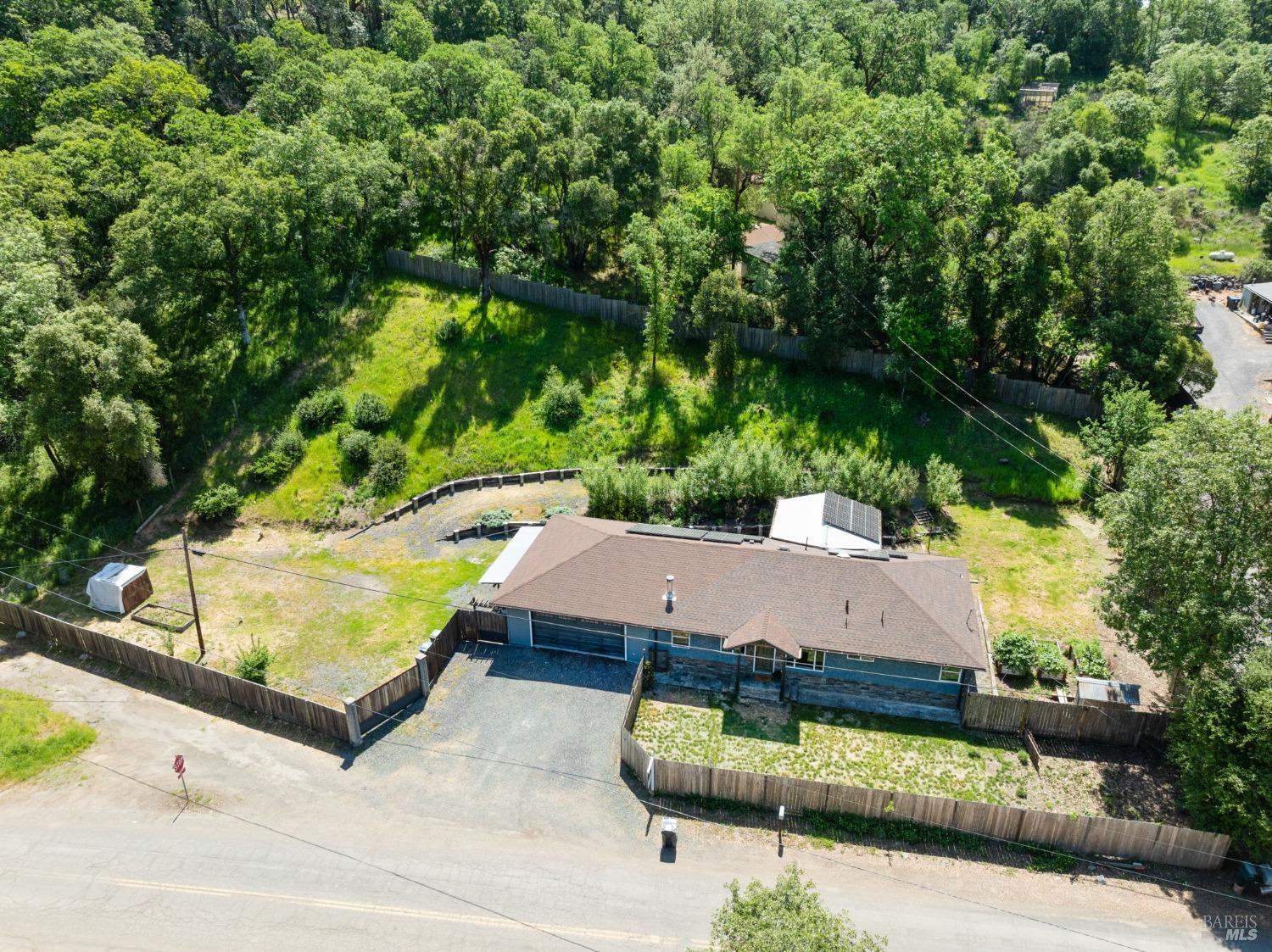Detail Gallery Image 2 of 27 For 1901 Road B Unkn, Redwood Valley,  CA 95470 - 3 Beds | 2 Baths