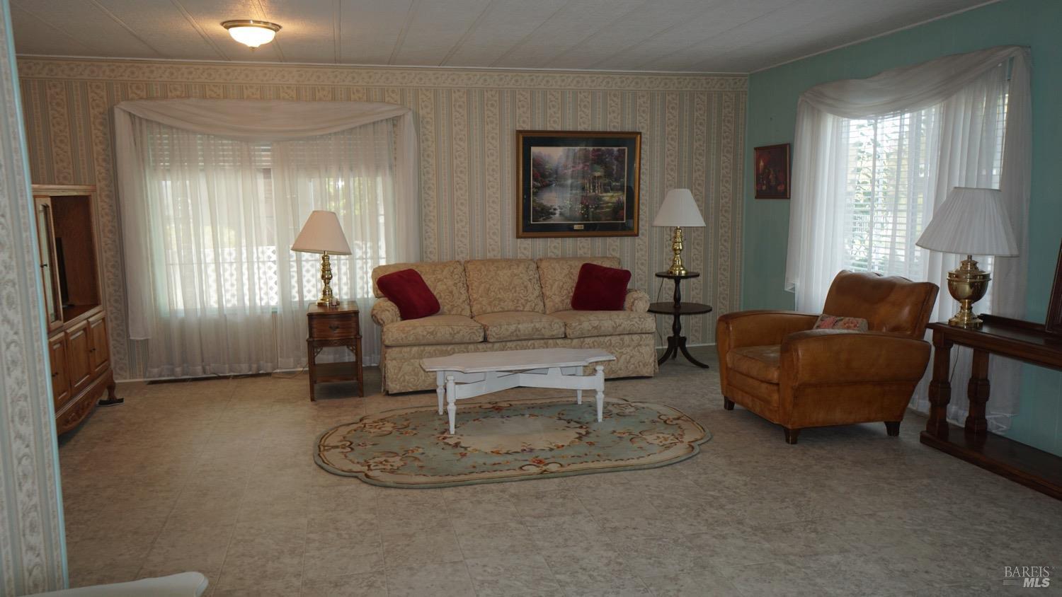 Detail Gallery Image 7 of 41 For 26 Chapala Dr, Santa Rosa,  CA 95403 - 2 Beds | 2 Baths