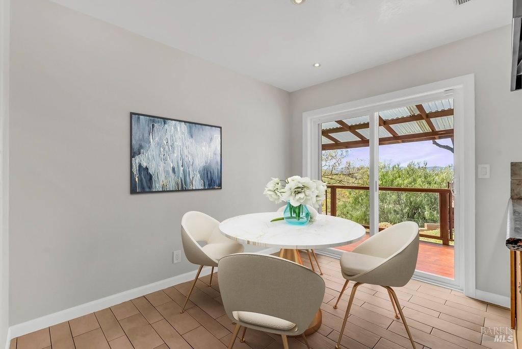Detail Gallery Image 27 of 90 For 937 Bolton Cir, Benicia,  CA 94510 - 4 Beds | 3 Baths
