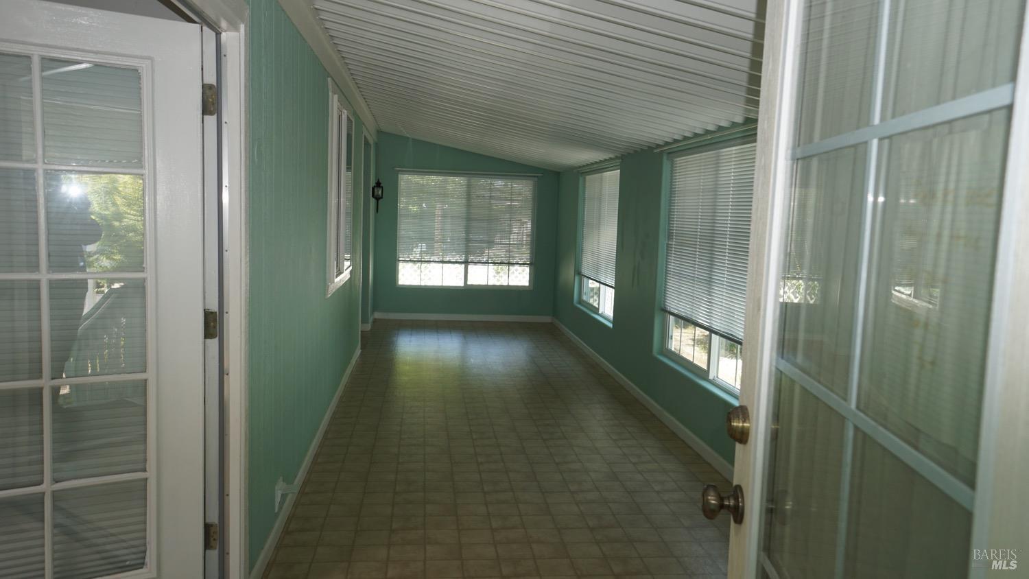 Detail Gallery Image 4 of 41 For 26 Chapala Dr, Santa Rosa,  CA 95403 - 2 Beds | 2 Baths