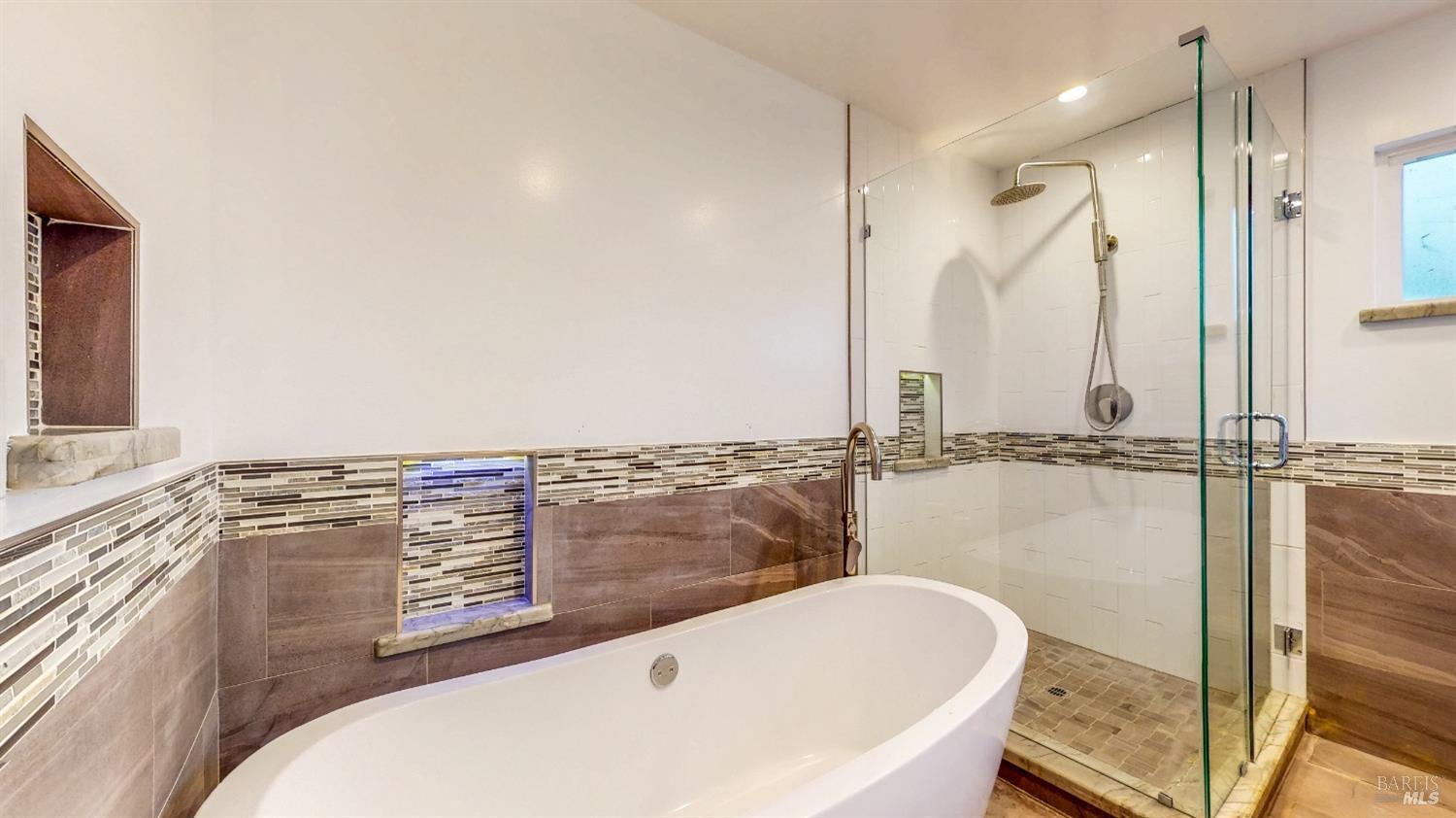 Detail Gallery Image 44 of 57 For 1245 Kerney St, Santa Rosa,  CA 95401 - 3 Beds | 2 Baths