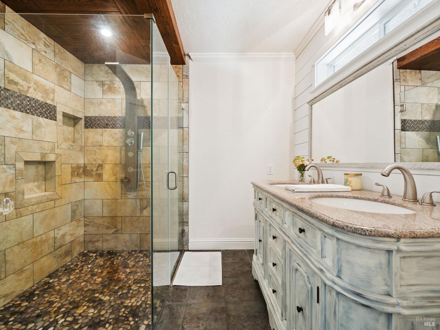 Detail Gallery Image 17 of 27 For 1901 Road B Unkn, Redwood Valley,  CA 95470 - 3 Beds | 2 Baths