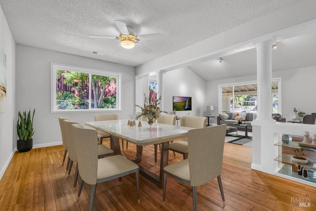 Detail Gallery Image 14 of 90 For 937 Bolton Cir, Benicia,  CA 94510 - 4 Beds | 3 Baths