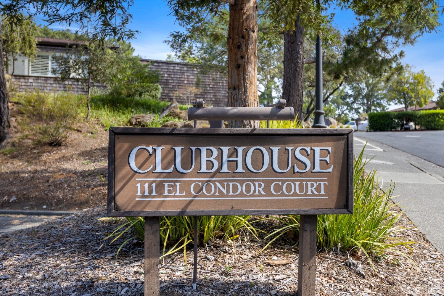 Detail Gallery Image 38 of 50 For 428 El Faisan Dr, San Rafael,  CA 94903 - 2 Beds | 2 Baths