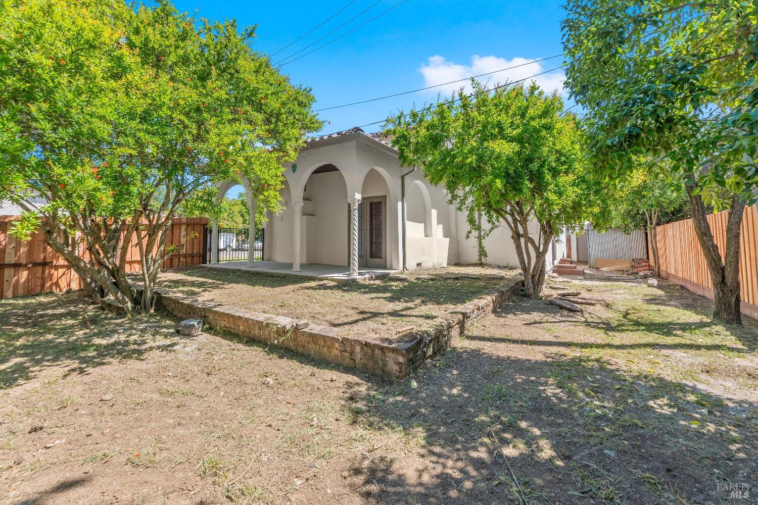Detail Gallery Image 57 of 64 For 290 E B St, Dixon,  CA 95620 - 4 Beds | 3/1 Baths