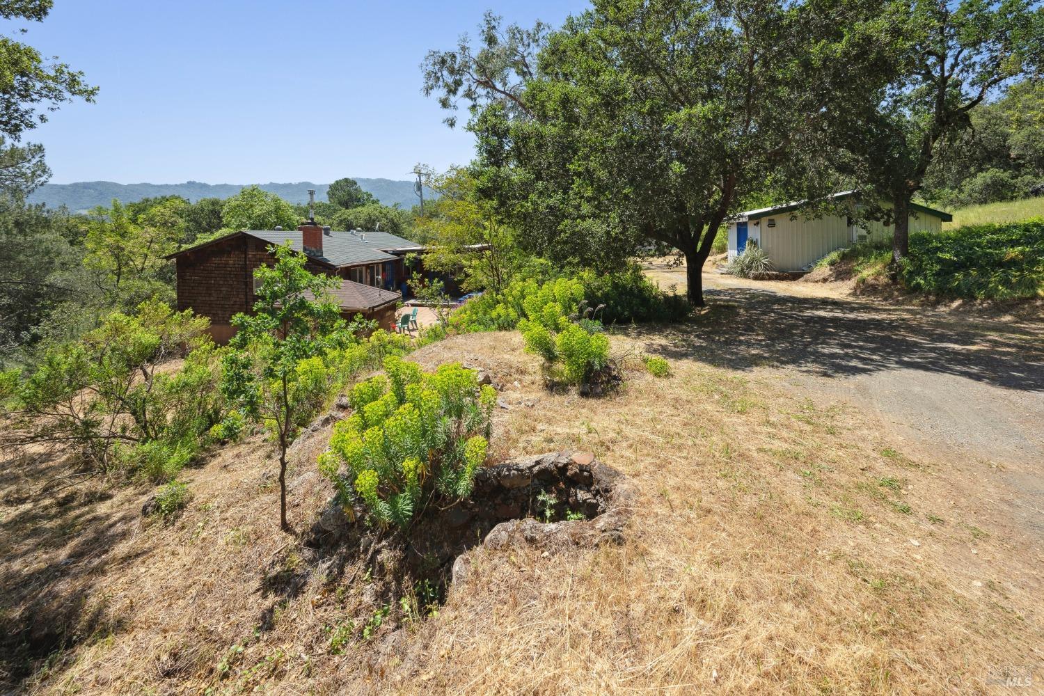 Detail Gallery Image 16 of 26 For 605 Cavedale Rd, Sonoma,  CA 95476 - 2 Beds | 1 Baths