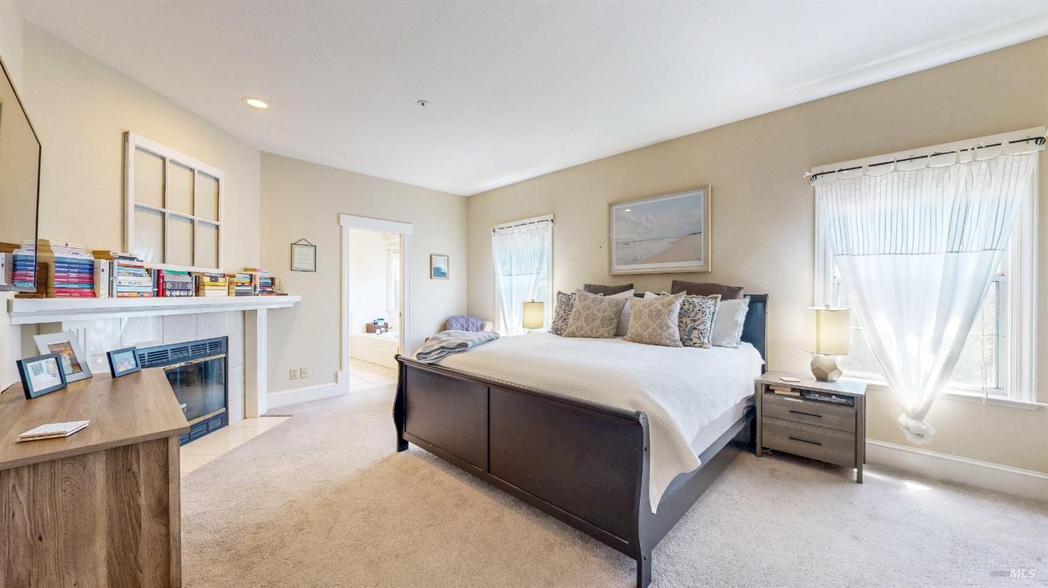 Detail Gallery Image 20 of 62 For 125 Oakbrook Ln, Cloverdale,  CA 95425 - 4 Beds | 3 Baths