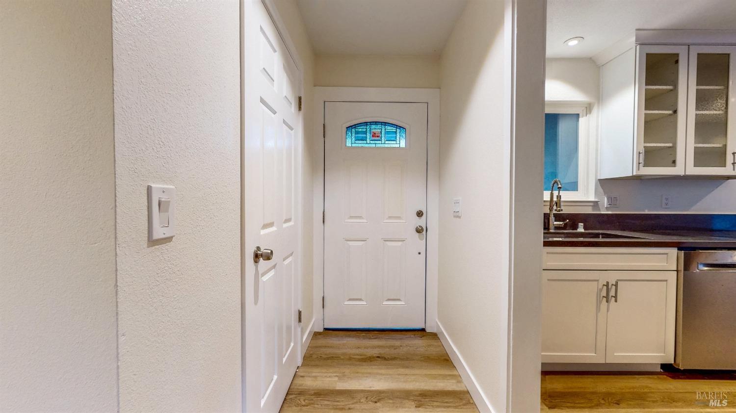 Detail Gallery Image 7 of 57 For 1245 Kerney St, Santa Rosa,  CA 95401 - 3 Beds | 2 Baths