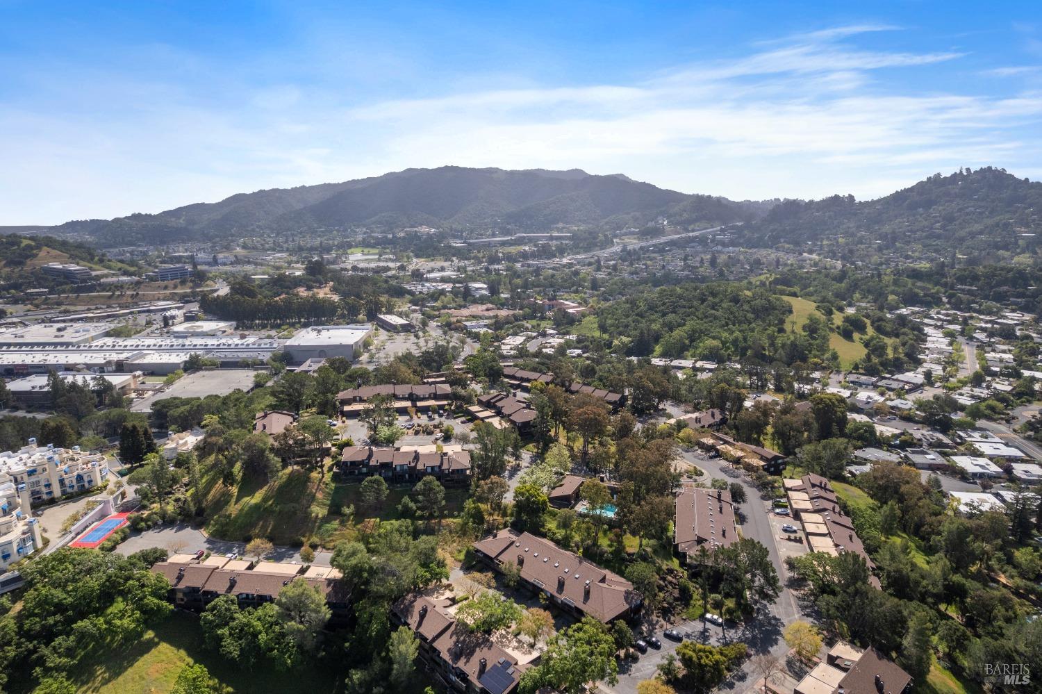 Detail Gallery Image 49 of 50 For 428 El Faisan Dr, San Rafael,  CA 94903 - 2 Beds | 2 Baths