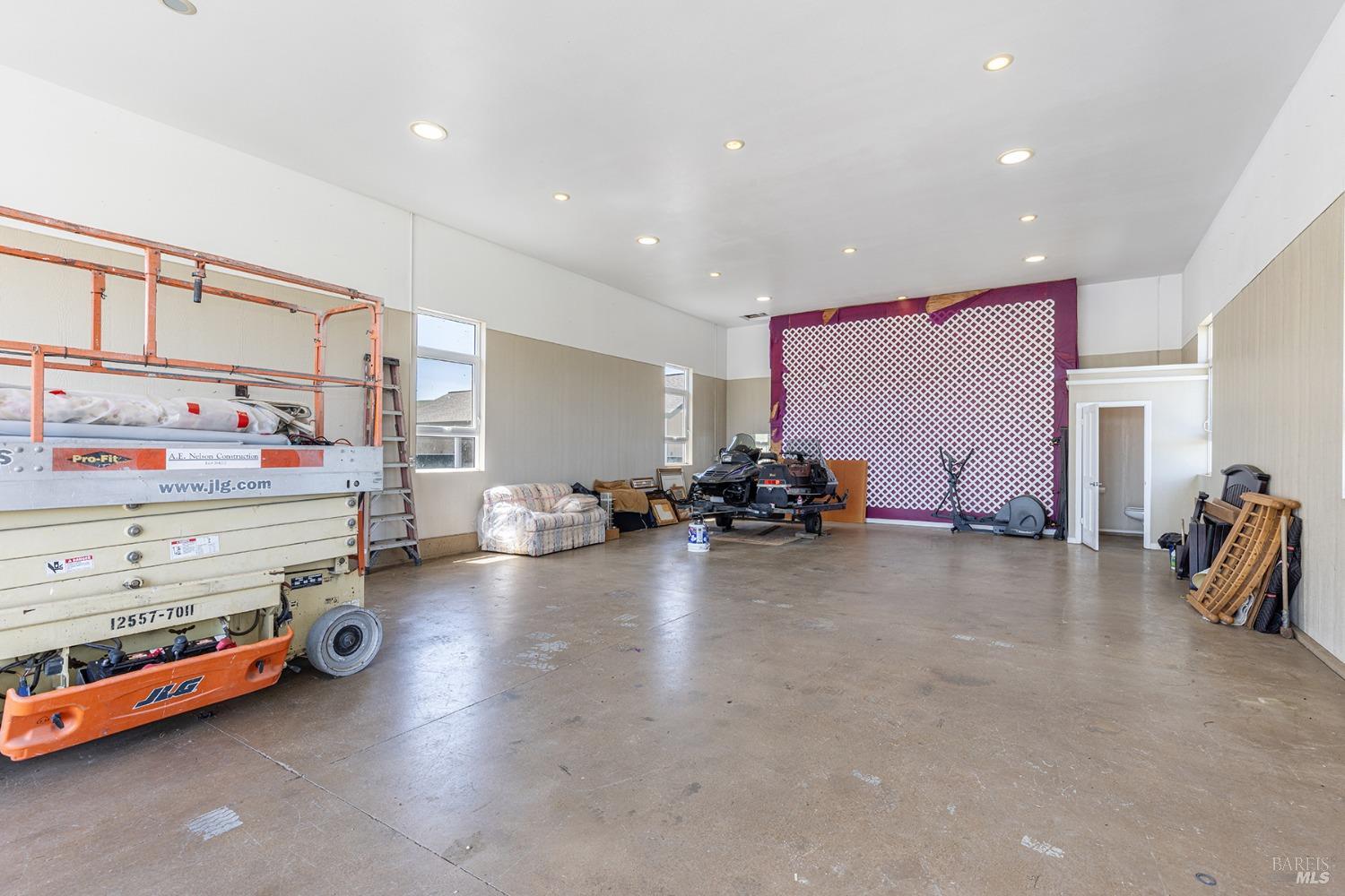 Detail Gallery Image 53 of 75 For 3785 Roblar Rd, Petaluma,  CA 94952 - 2 Beds | 1/1 Baths