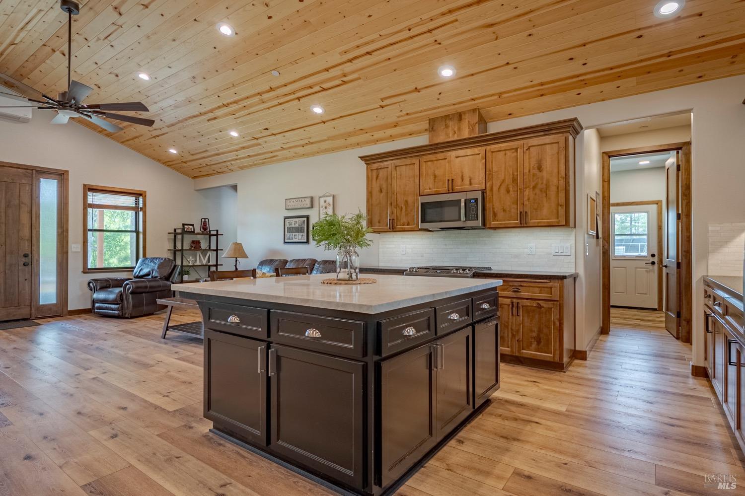 Detail Gallery Image 34 of 85 For 4870 Usona Rd, Mariposa,  CA 95338 - 2 Beds | 2 Baths
