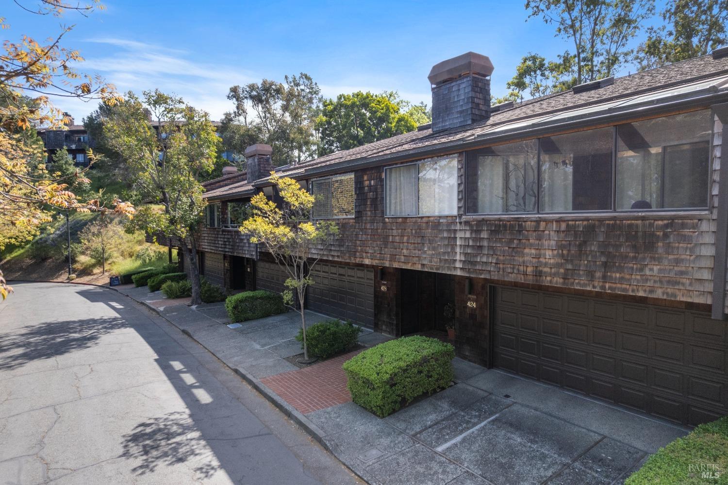 Detail Gallery Image 35 of 50 For 428 El Faisan Dr, San Rafael,  CA 94903 - 2 Beds | 2 Baths