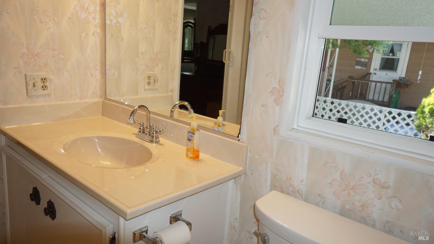 Detail Gallery Image 24 of 41 For 26 Chapala Dr, Santa Rosa,  CA 95403 - 2 Beds | 2 Baths