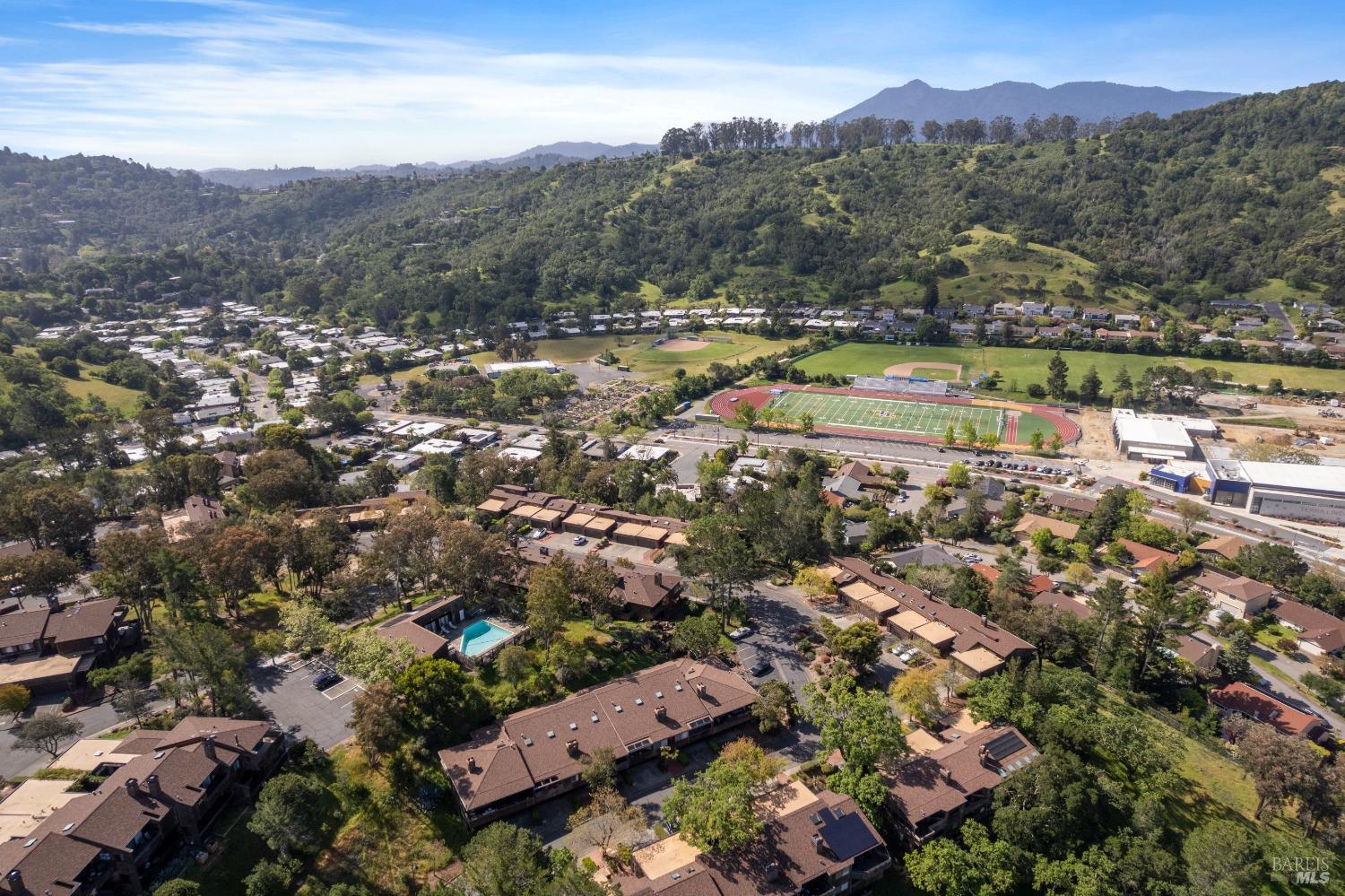 Detail Gallery Image 50 of 50 For 428 El Faisan Dr, San Rafael,  CA 94903 - 2 Beds | 2 Baths