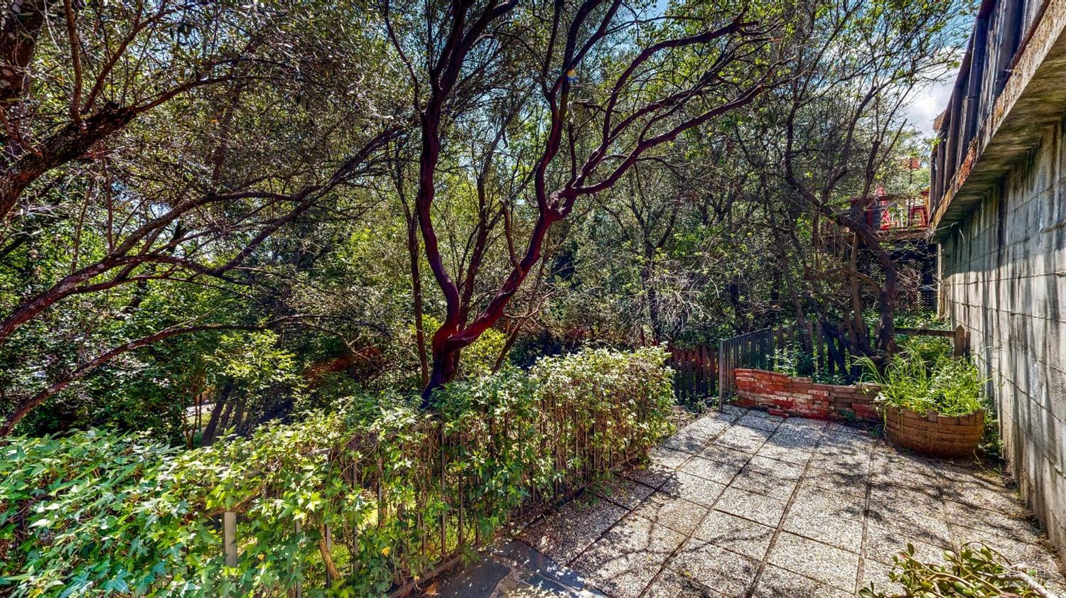 Detail Gallery Image 47 of 62 For 125 Oakbrook Ln, Cloverdale,  CA 95425 - 4 Beds | 3 Baths