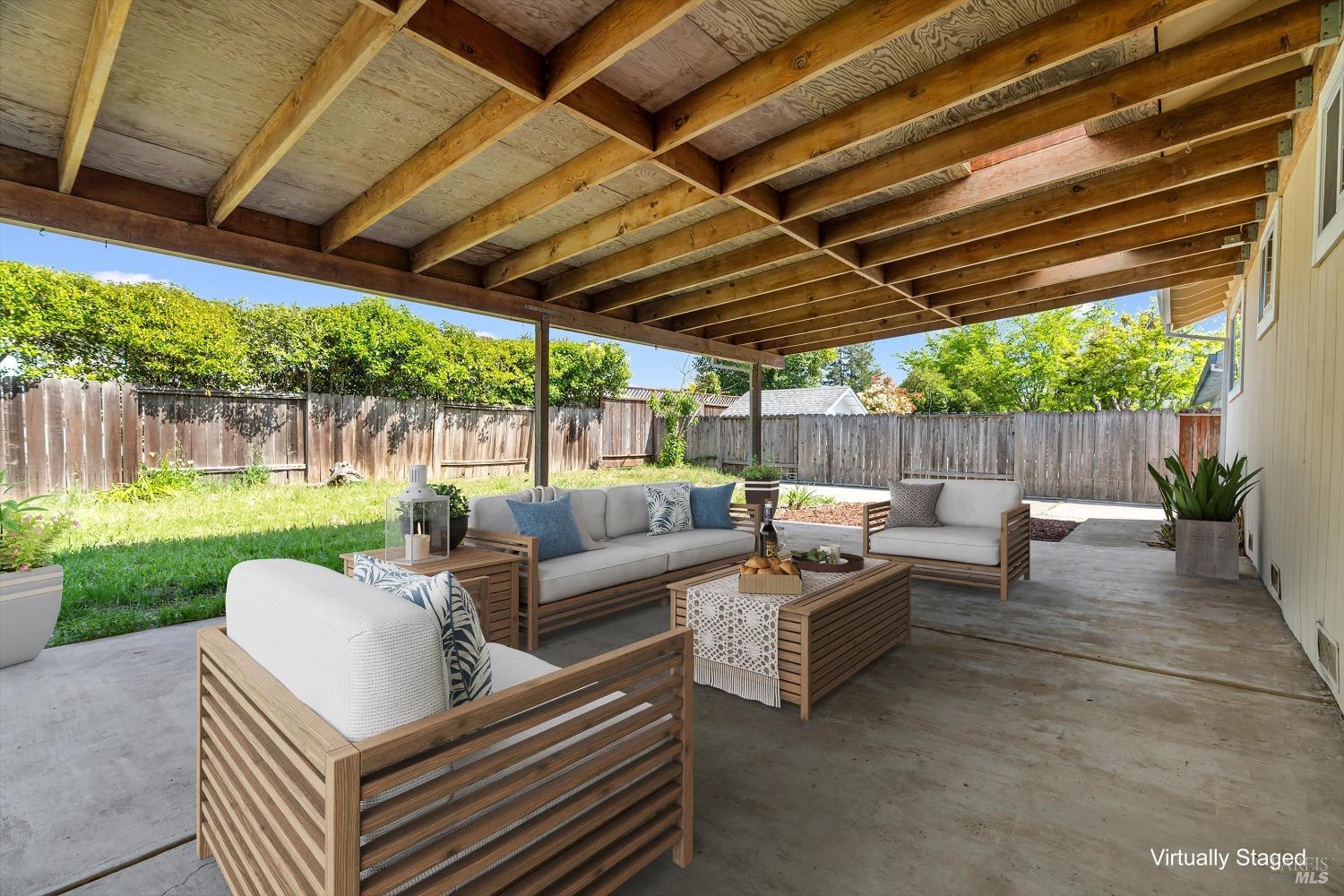 Detail Gallery Image 18 of 21 For 1912 Peterson Ln, Santa Rosa,  CA 95403 - 3 Beds | 2 Baths