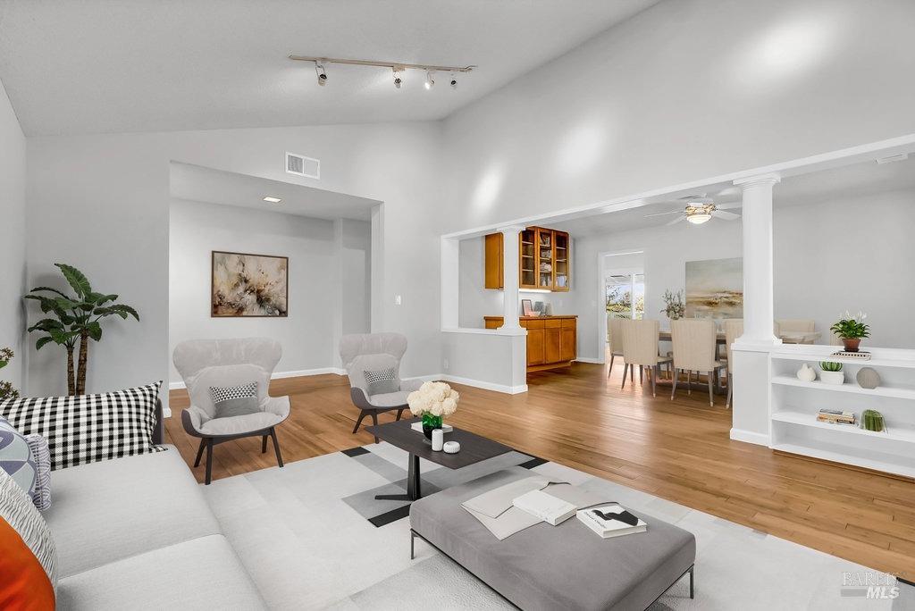 Detail Gallery Image 8 of 90 For 937 Bolton Cir, Benicia,  CA 94510 - 4 Beds | 3 Baths