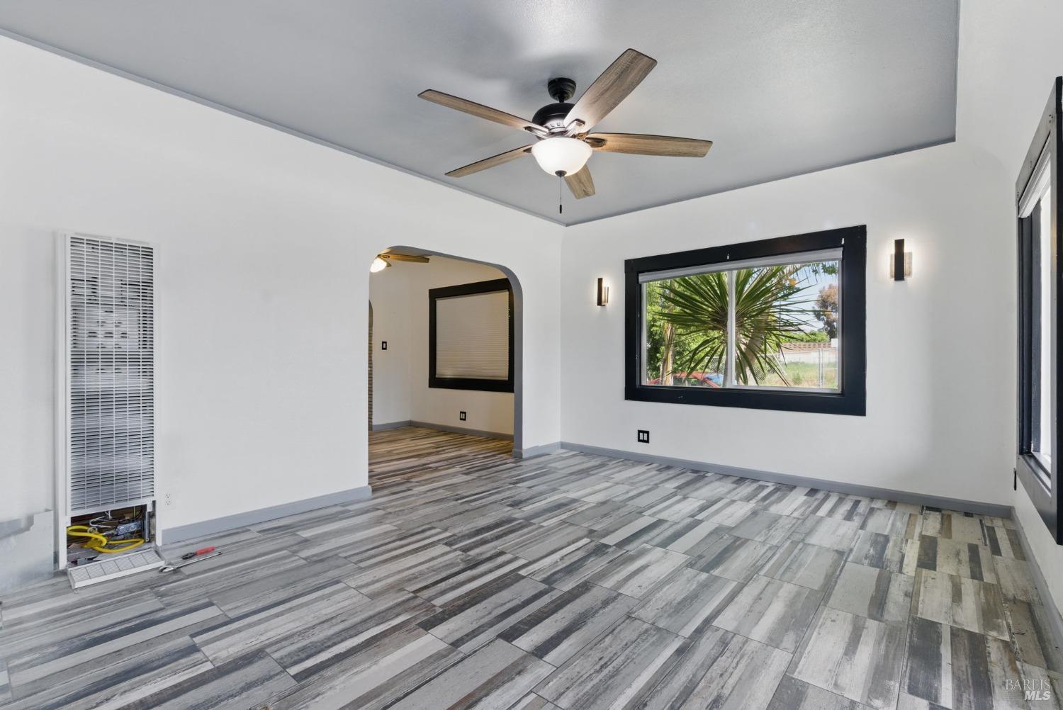 Detail Gallery Image 6 of 59 For 2322 Georgia St, Vallejo,  CA 94590 - 3 Beds | 2 Baths
