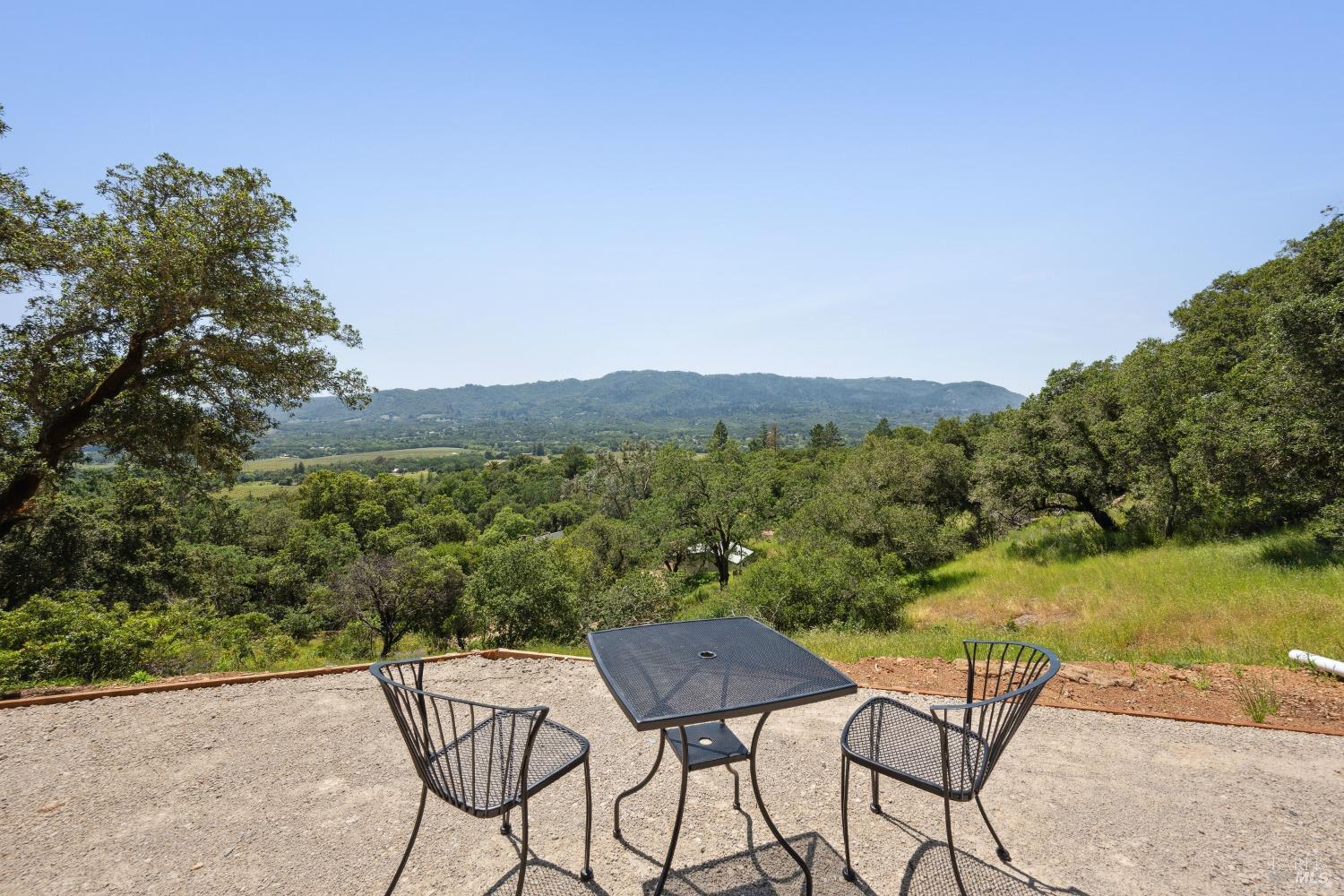 Detail Gallery Image 20 of 26 For 605 Cavedale Rd, Sonoma,  CA 95476 - 2 Beds | 1 Baths