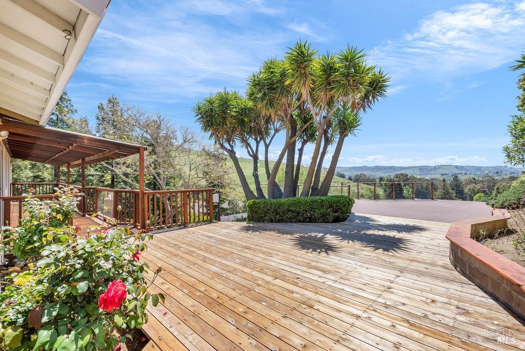 Detail Gallery Image 30 of 90 For 937 Bolton Cir, Benicia,  CA 94510 - 4 Beds | 3 Baths