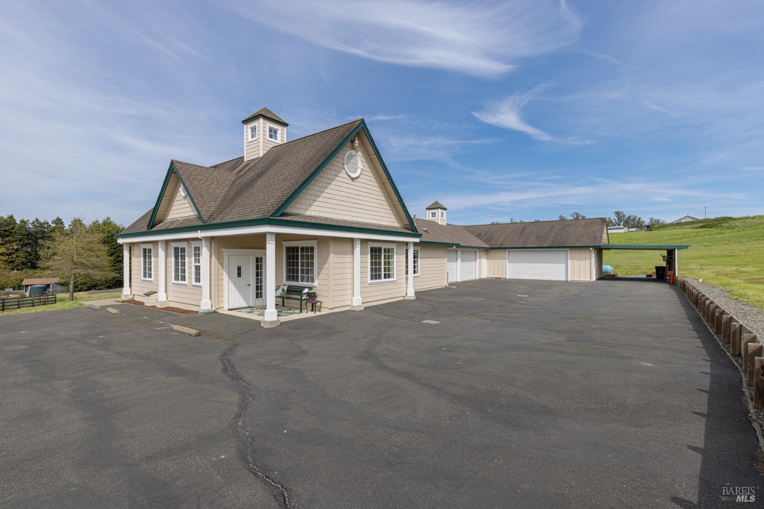 Detail Gallery Image 9 of 75 For 3785 Roblar Rd, Petaluma,  CA 94952 - 2 Beds | 1/1 Baths