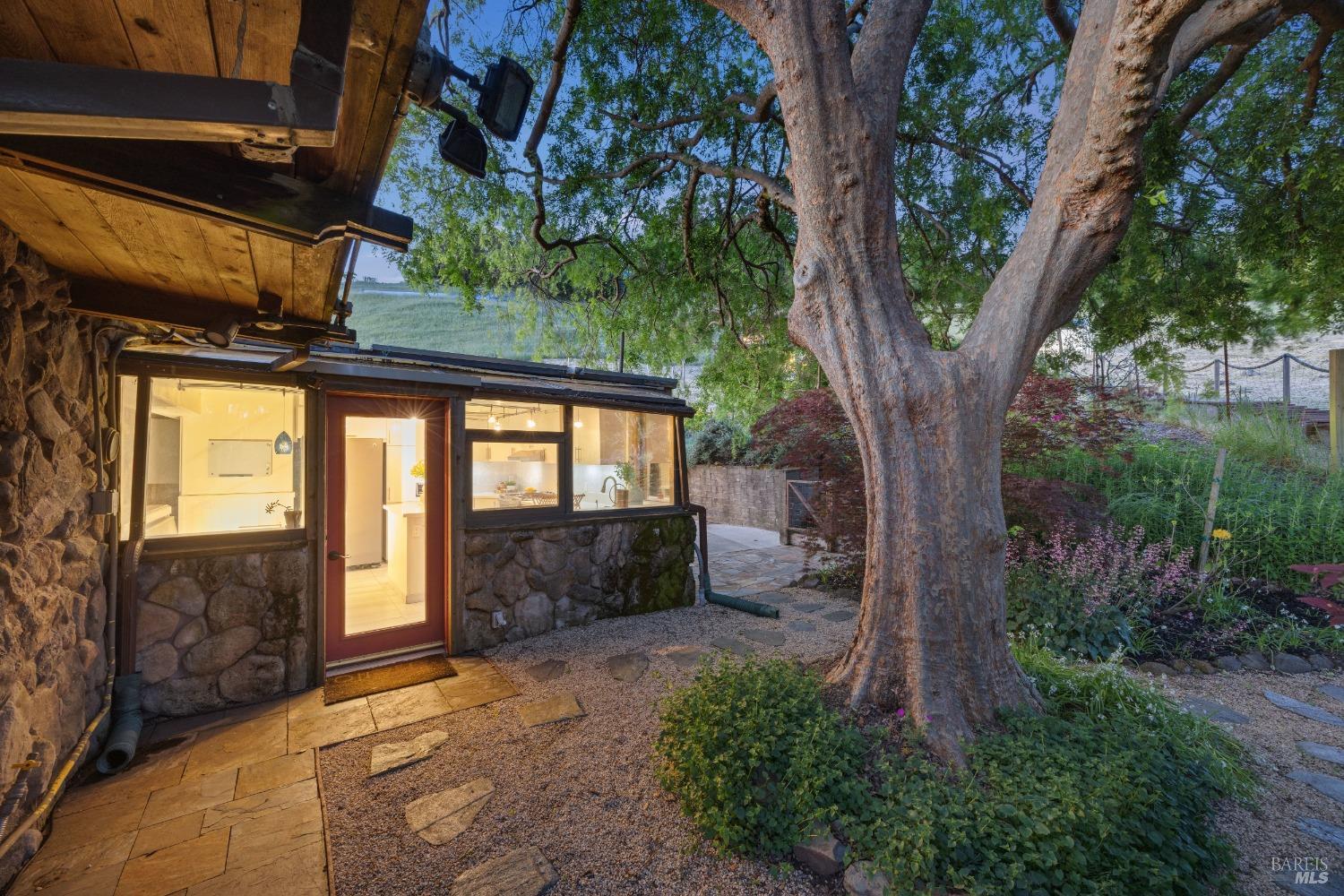Detail Gallery Image 66 of 95 For 6960 Round Oak Rd, Penngrove,  CA 94951 - 3 Beds | 3 Baths