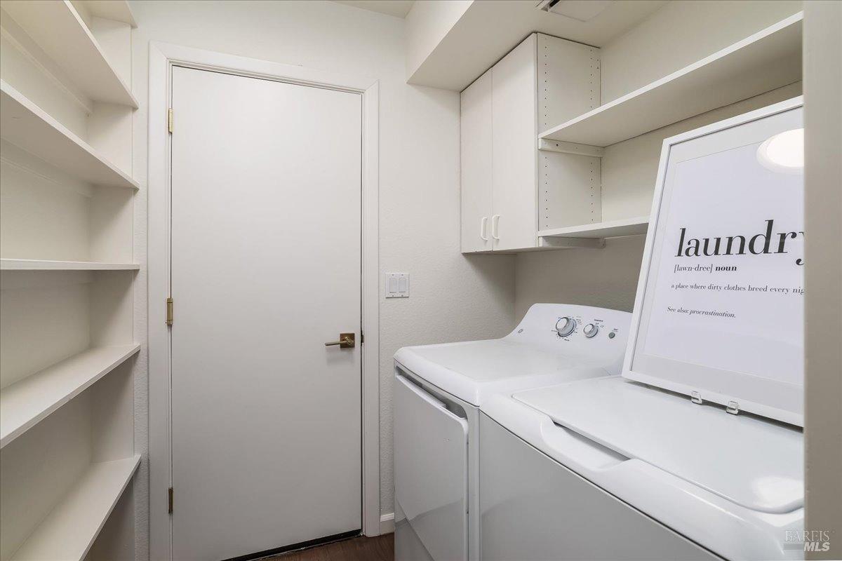 Detail Gallery Image 12 of 24 For 612 Wateree St, Sausalito,  CA 94965 - 2 Beds | 1/1 Baths