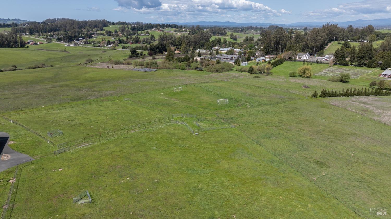Detail Gallery Image 62 of 75 For 3785 Roblar Rd, Petaluma,  CA 94952 - 2 Beds | 1/1 Baths