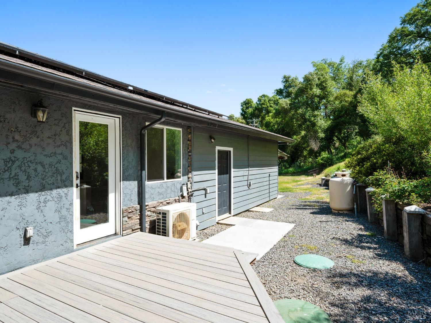 Detail Gallery Image 21 of 27 For 1901 Road B Unkn, Redwood Valley,  CA 95470 - 3 Beds | 2 Baths