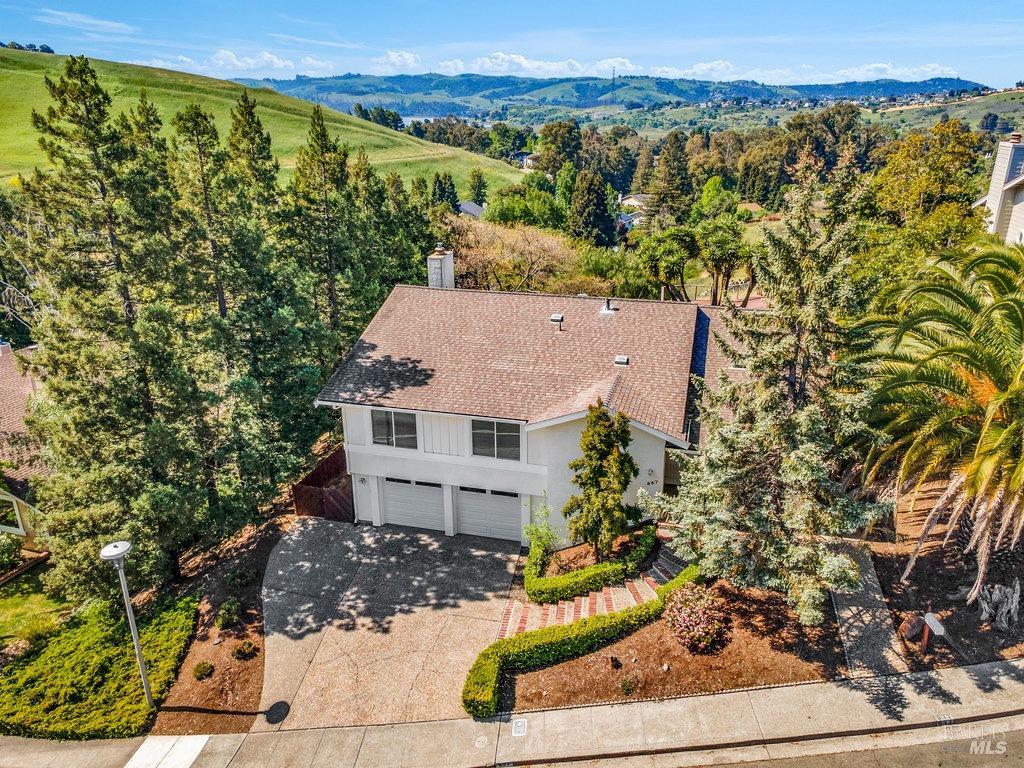 Detail Gallery Image 81 of 90 For 937 Bolton Cir, Benicia,  CA 94510 - 4 Beds | 3 Baths