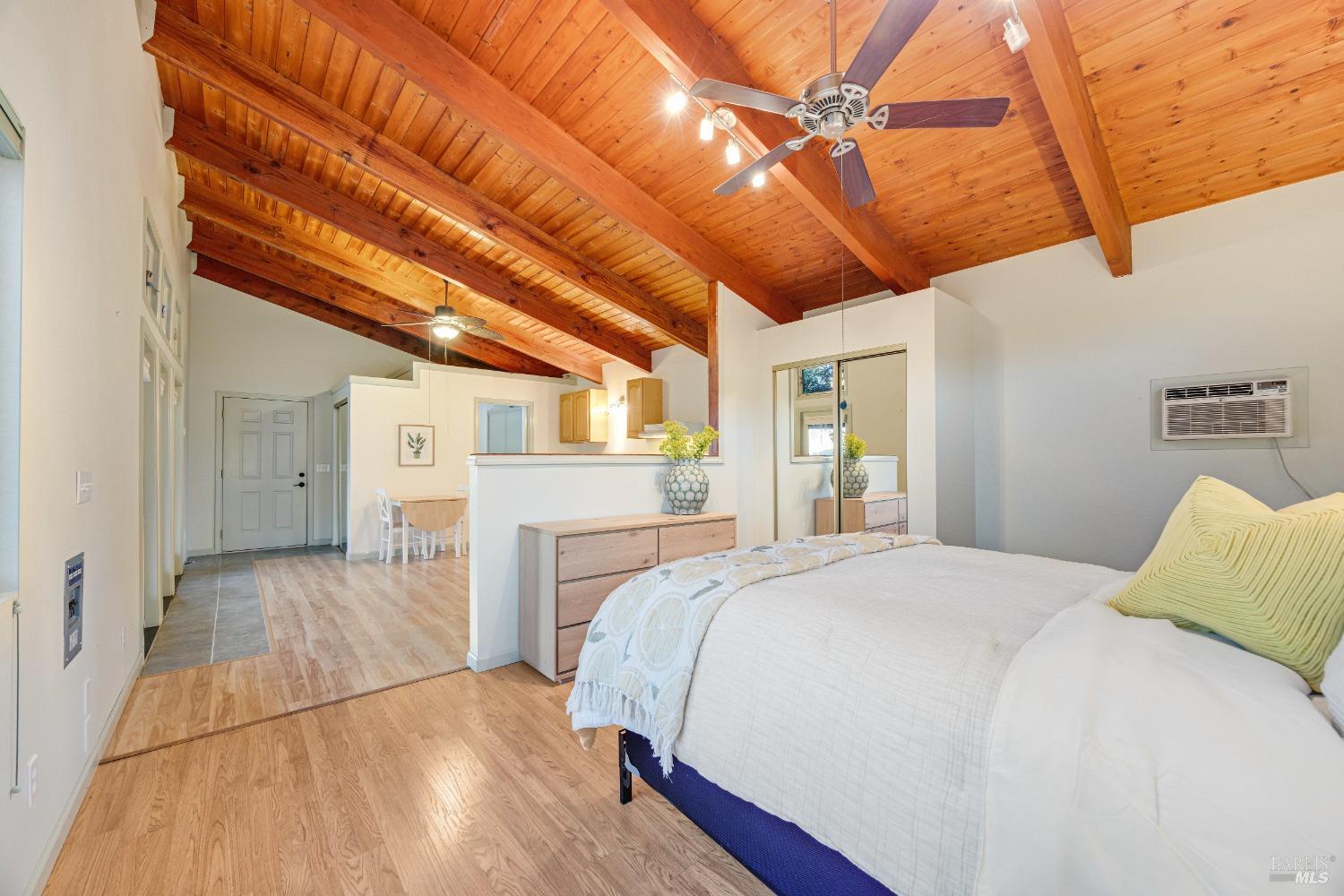 Detail Gallery Image 46 of 95 For 6960 Round Oak Rd, Penngrove,  CA 94951 - 3 Beds | 3 Baths