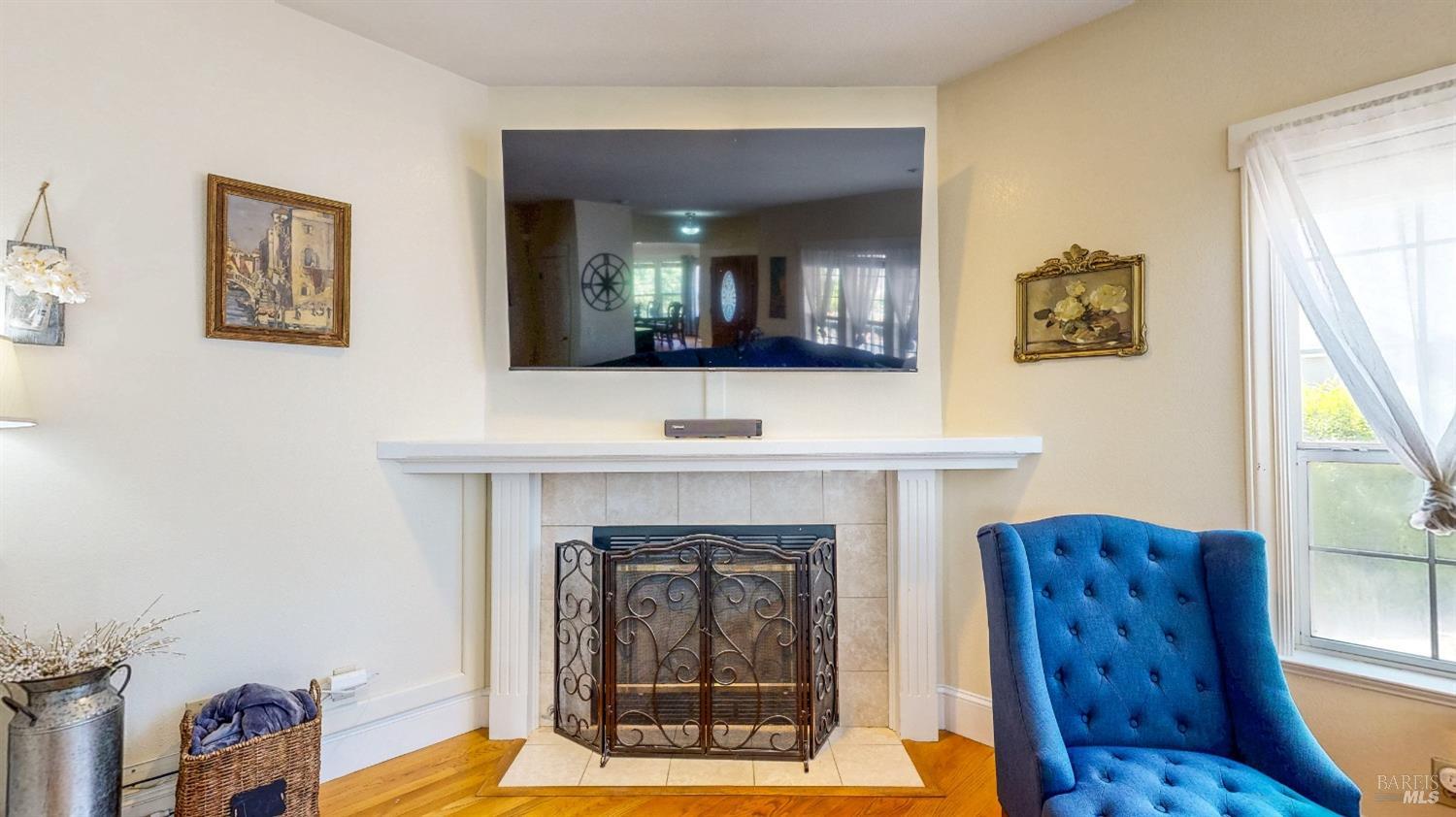 Detail Gallery Image 9 of 62 For 125 Oakbrook Ln, Cloverdale,  CA 95425 - 4 Beds | 3 Baths