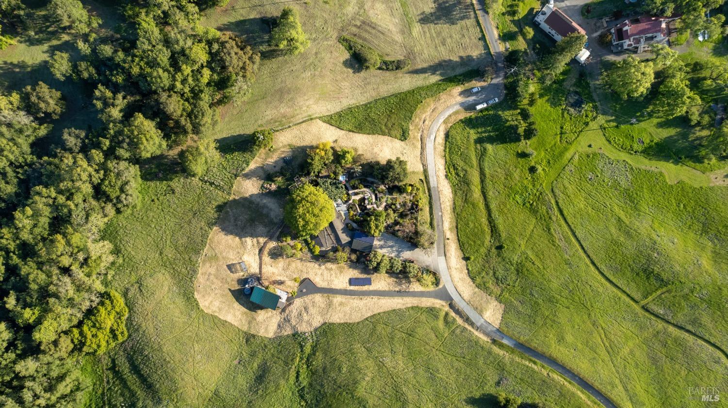 Detail Gallery Image 53 of 95 For 6960 Round Oak Rd, Penngrove,  CA 94951 - 3 Beds | 3 Baths