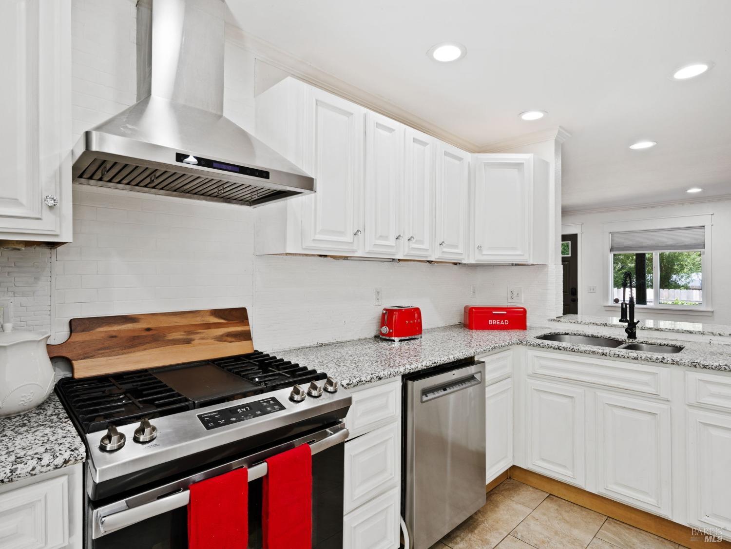 Detail Gallery Image 7 of 27 For 1901 Road B Unkn, Redwood Valley,  CA 95470 - 3 Beds | 2 Baths