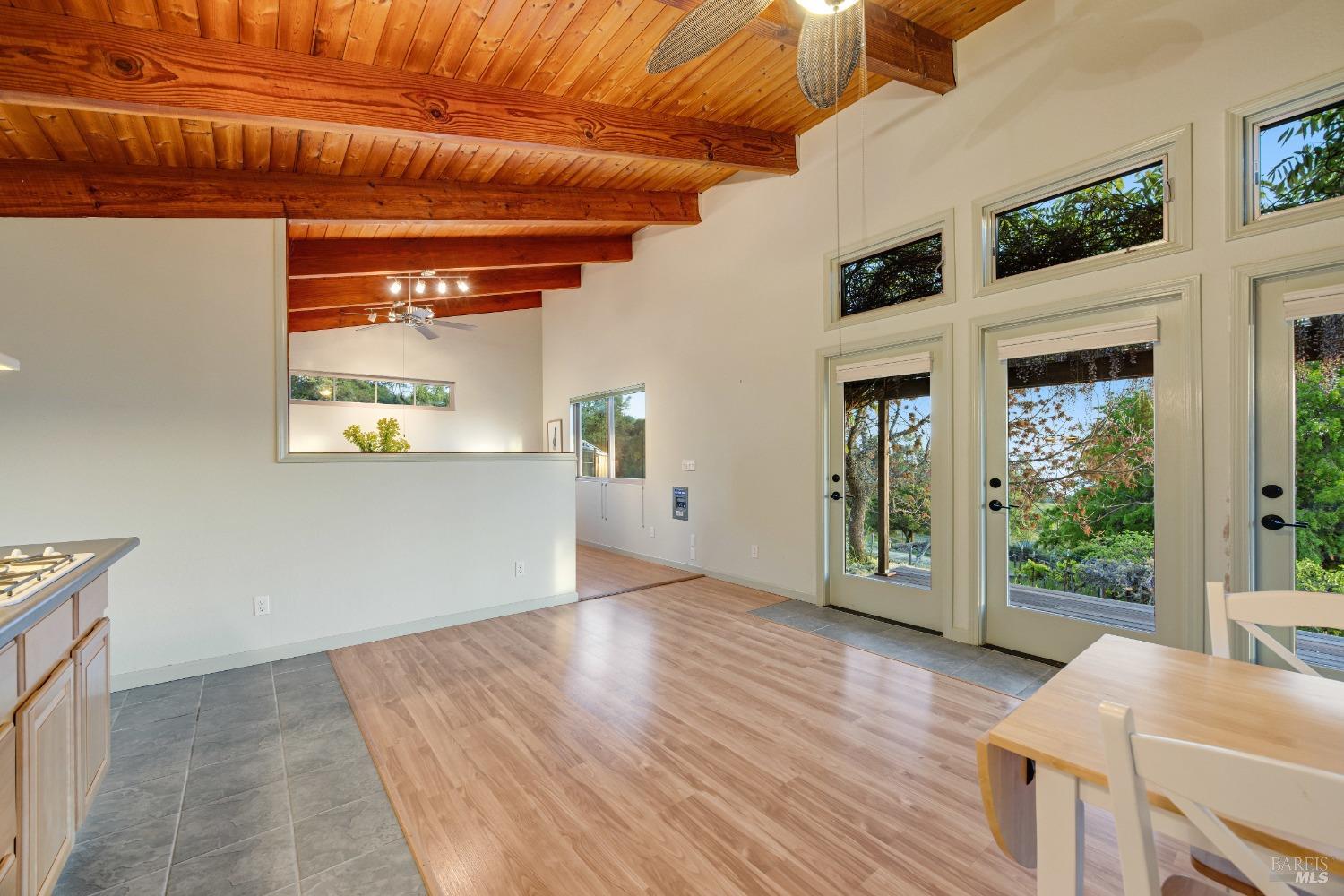 Detail Gallery Image 44 of 95 For 6960 Round Oak Rd, Penngrove,  CA 94951 - 3 Beds | 3 Baths