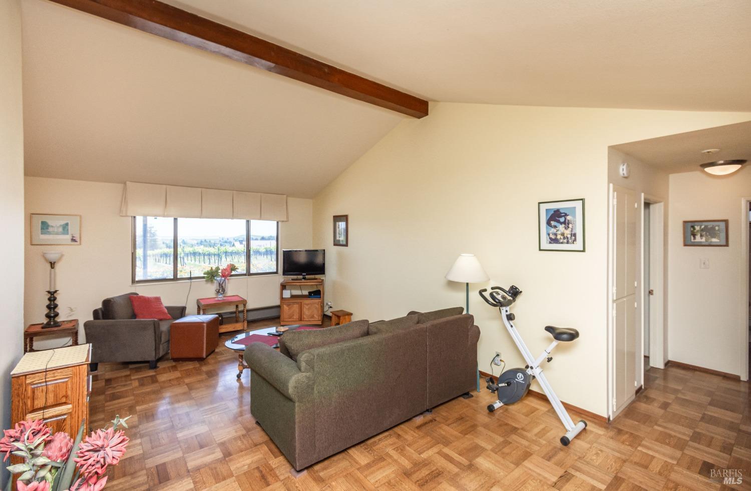Detail Gallery Image 22 of 60 For 1150 Bayview Ave, Napa,  CA 94559 - 3 Beds | 2 Baths