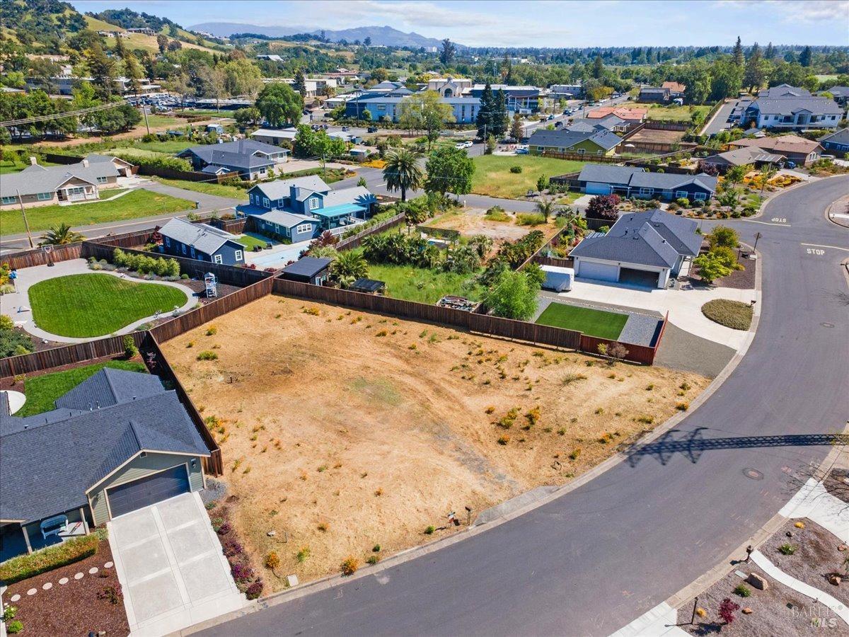 Detail Gallery Image 1 of 14 For 160 Dorchester Ct, Santa Rosa,  CA 95403 - – Beds | – Baths