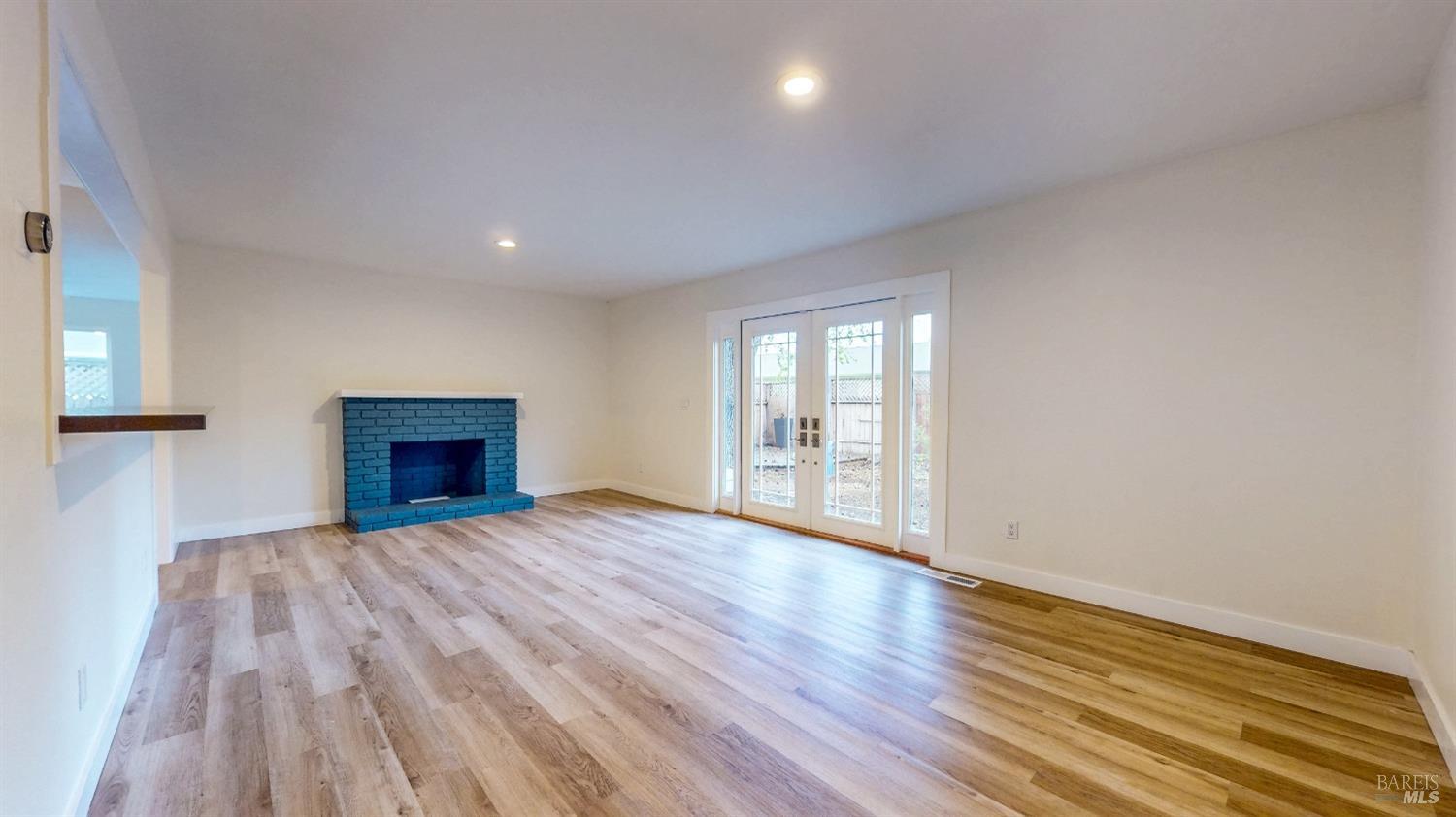 Detail Gallery Image 6 of 57 For 1245 Kerney St, Santa Rosa,  CA 95401 - 3 Beds | 2 Baths