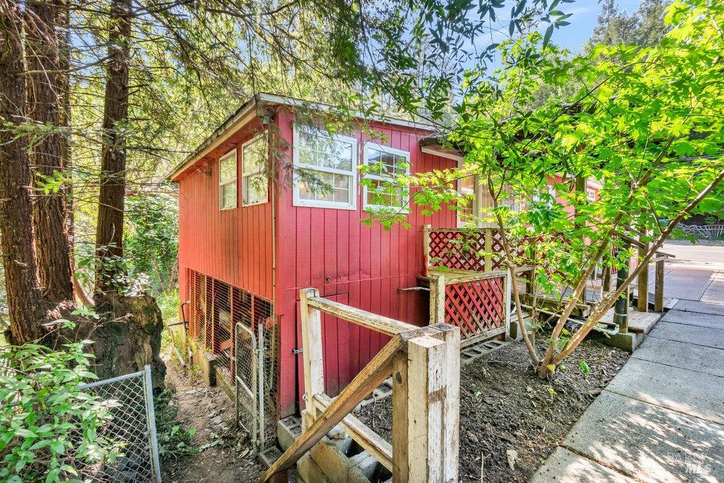 Detail Gallery Image 24 of 36 For 5944 Cazadero Hwy, Cazadero,  CA 95421 - 2 Beds | 2 Baths