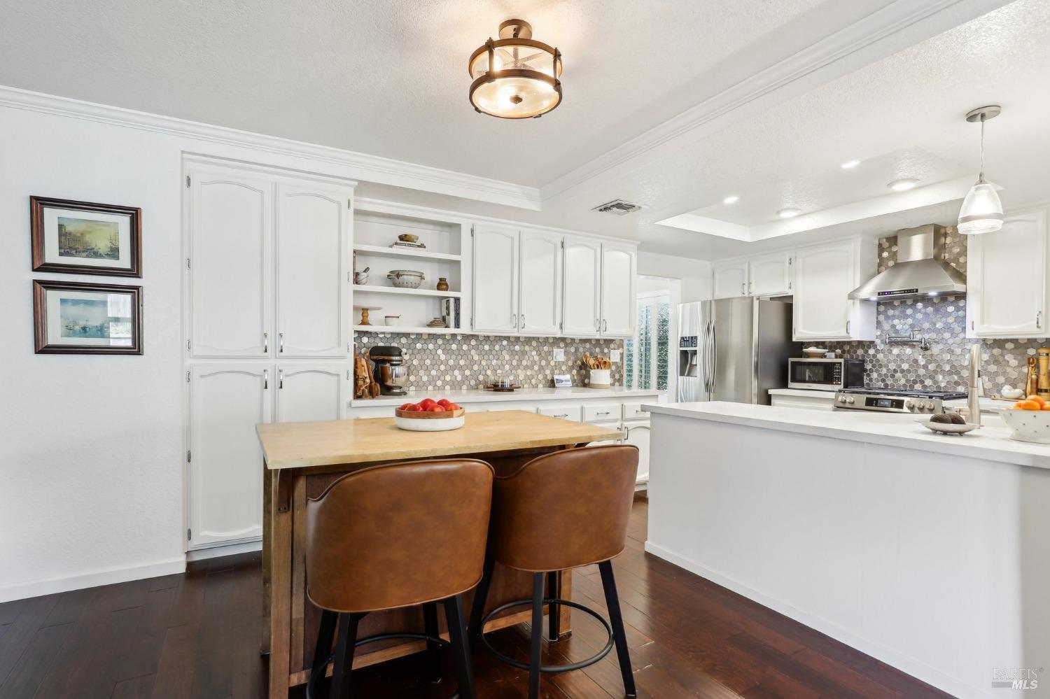 Detail Gallery Image 18 of 68 For 218 Ballindine Dr, Vacaville,  CA 95688 - 4 Beds | 3 Baths