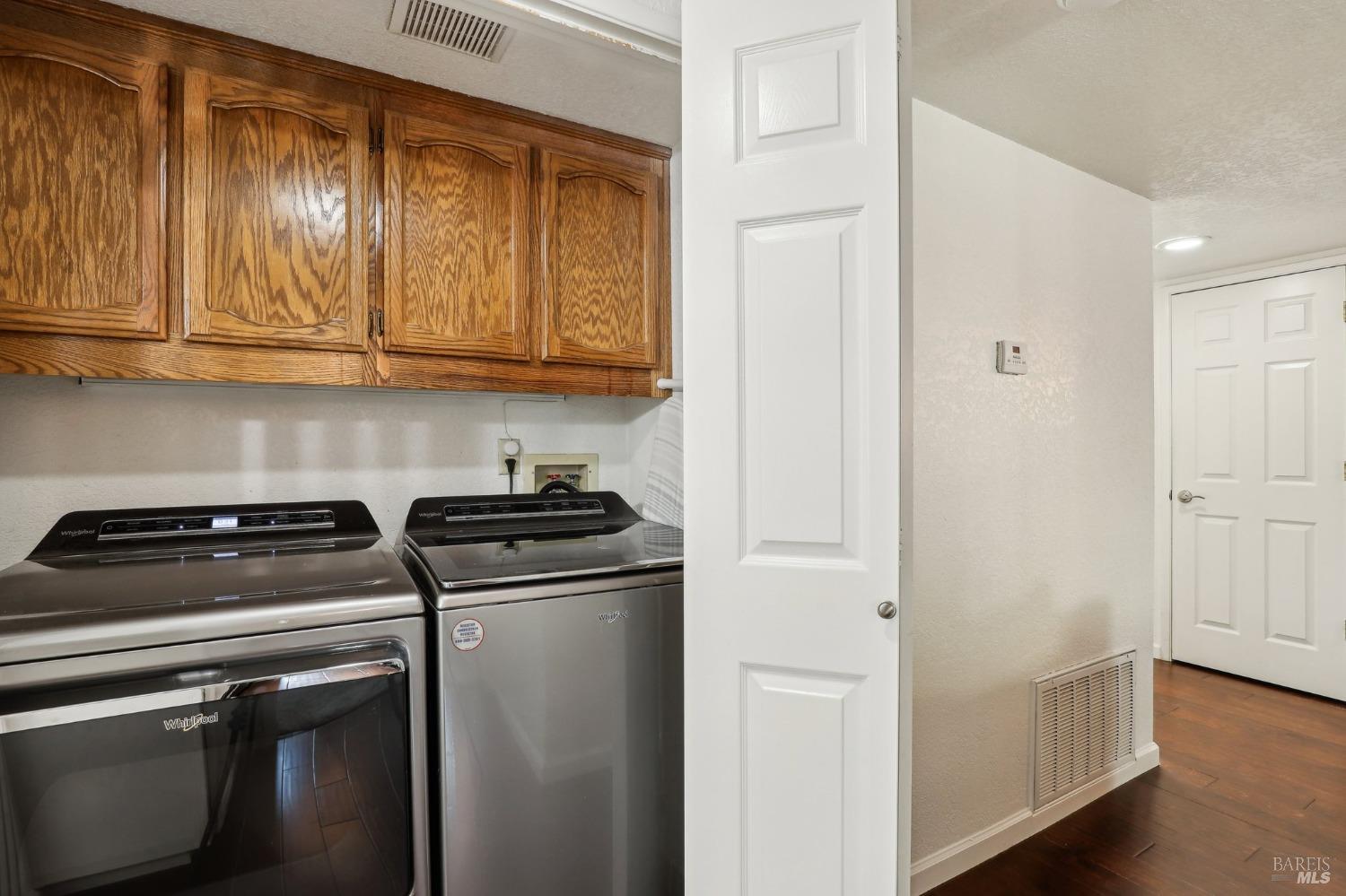 Detail Gallery Image 50 of 68 For 218 Ballindine Dr, Vacaville,  CA 95688 - 4 Beds | 3 Baths