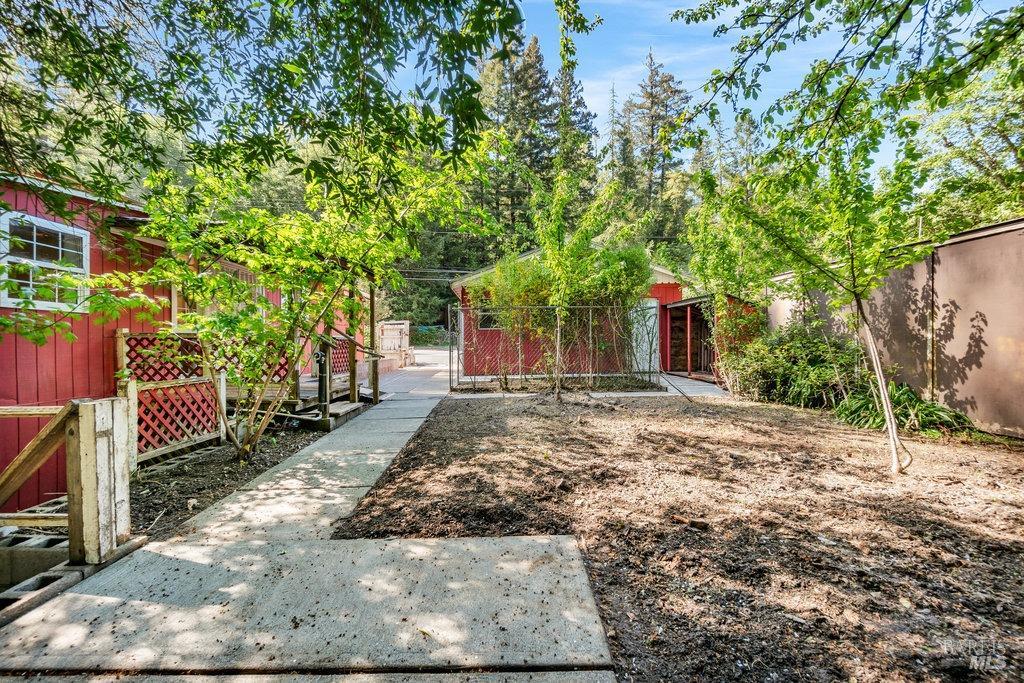 Detail Gallery Image 30 of 36 For 5944 Cazadero Hwy, Cazadero,  CA 95421 - 2 Beds | 2 Baths