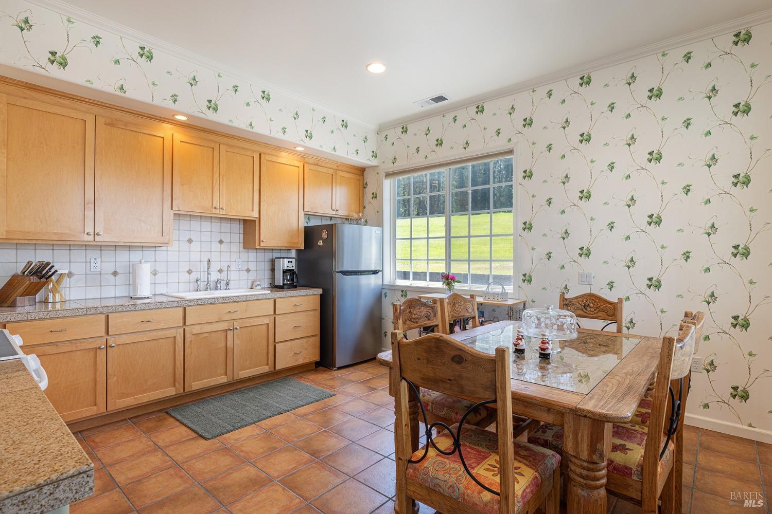 Detail Gallery Image 17 of 75 For 3785 Roblar Rd, Petaluma,  CA 94952 - 2 Beds | 1/1 Baths