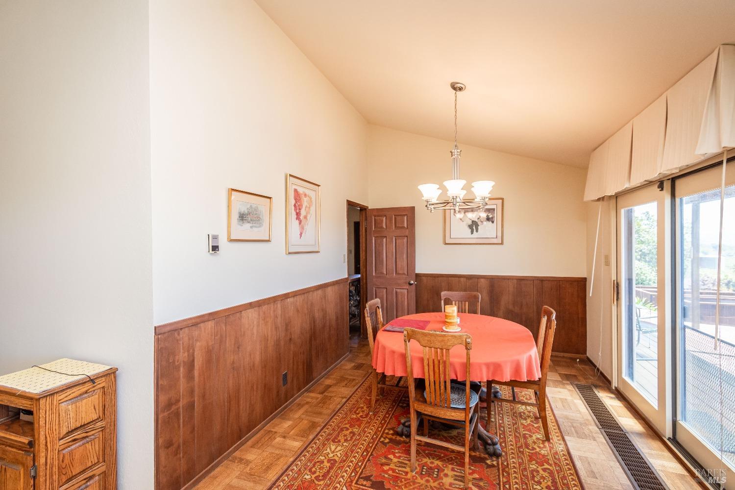 Detail Gallery Image 25 of 60 For 1150 Bayview Ave, Napa,  CA 94559 - 3 Beds | 2 Baths