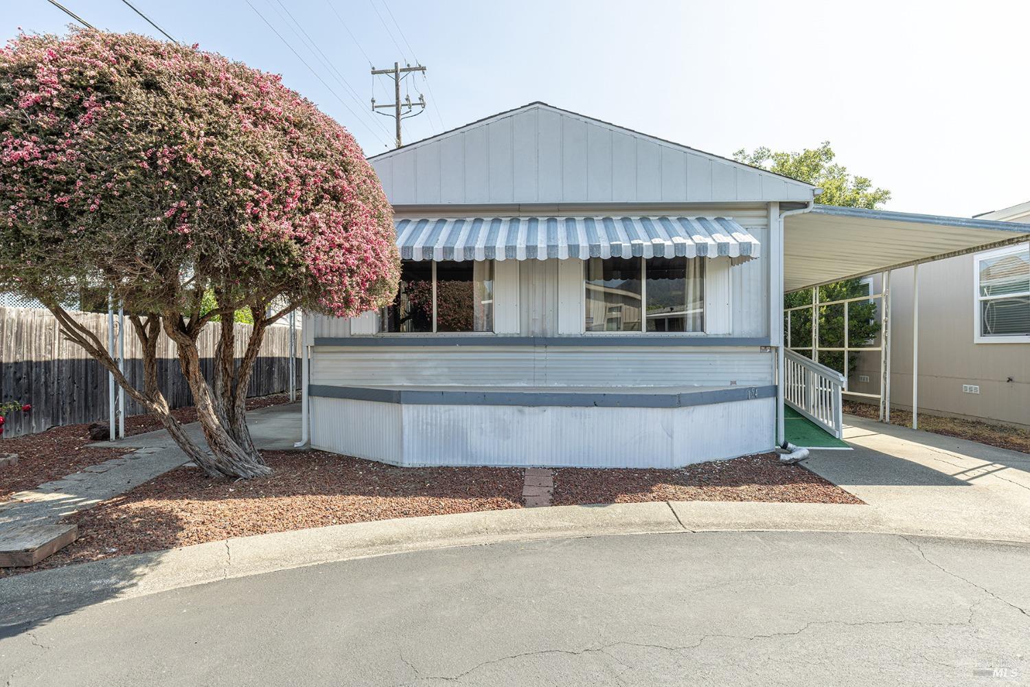 154 Gamay Cir