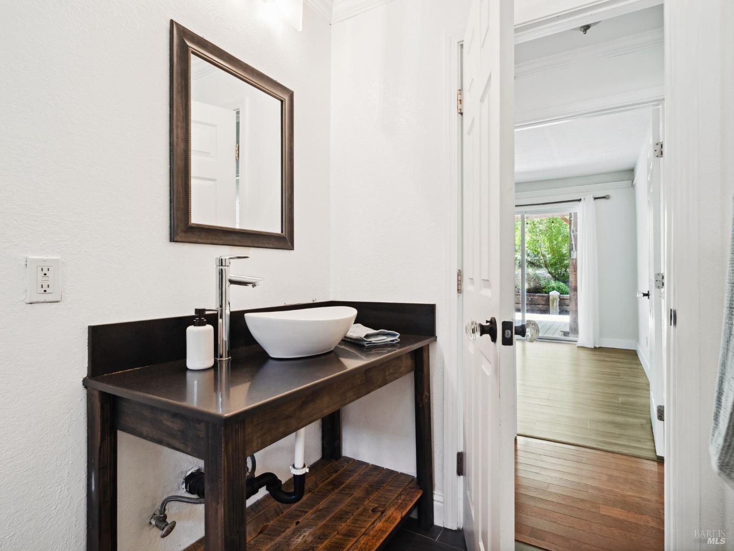 Detail Gallery Image 12 of 27 For 1901 Road B Unkn, Redwood Valley,  CA 95470 - 3 Beds | 2 Baths