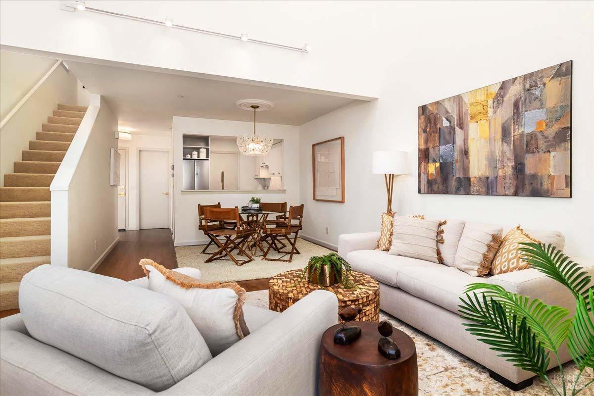 Detail Gallery Image 9 of 24 For 612 Wateree St, Sausalito,  CA 94965 - 2 Beds | 1/1 Baths