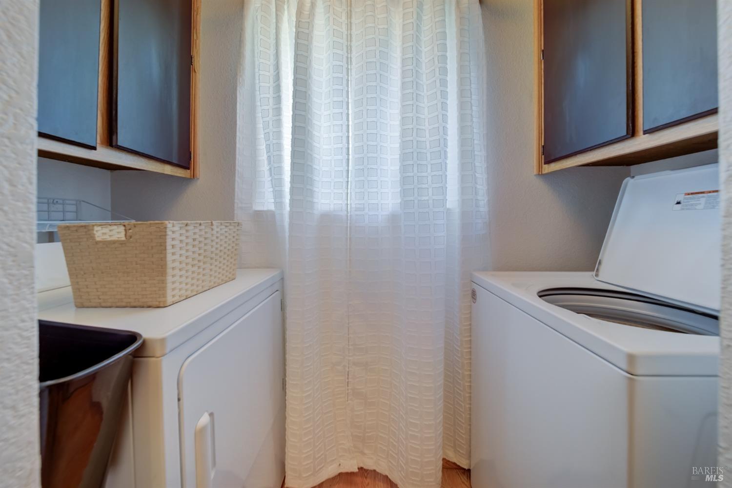 Detail Gallery Image 3 of 29 For 237 Lighthouse Dr, Vallejo,  CA 94590 - 2 Beds | 2 Baths